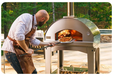 Dockside Dining: 7 Ways to Incorporate a Wood-Fired Pizza Oven