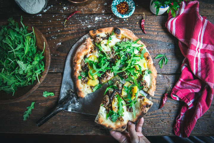 Accessories for making pizza at home: what you can't do without