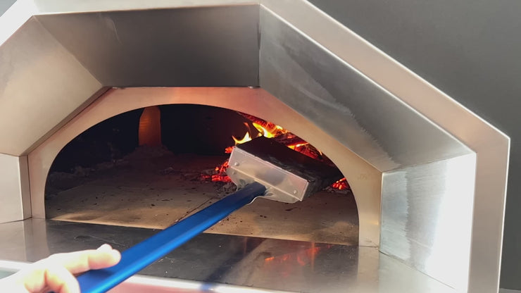 How to Put Out the Fire in a Wood-Fired Pizza Oven – Fontana Forni USA